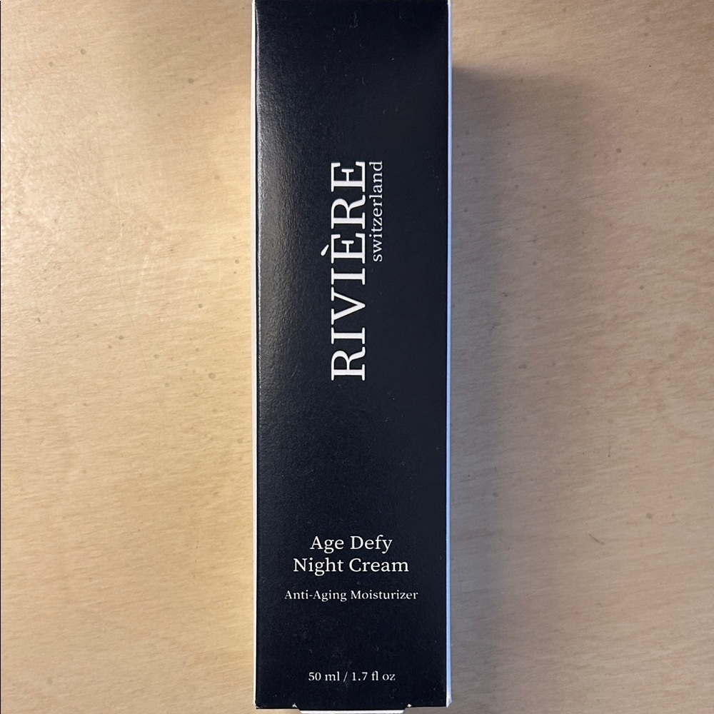 Age Defy Night Cream - Black